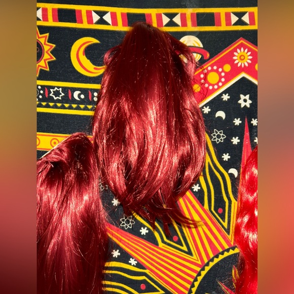 RED Wig Bundle - Picture 4 of 10